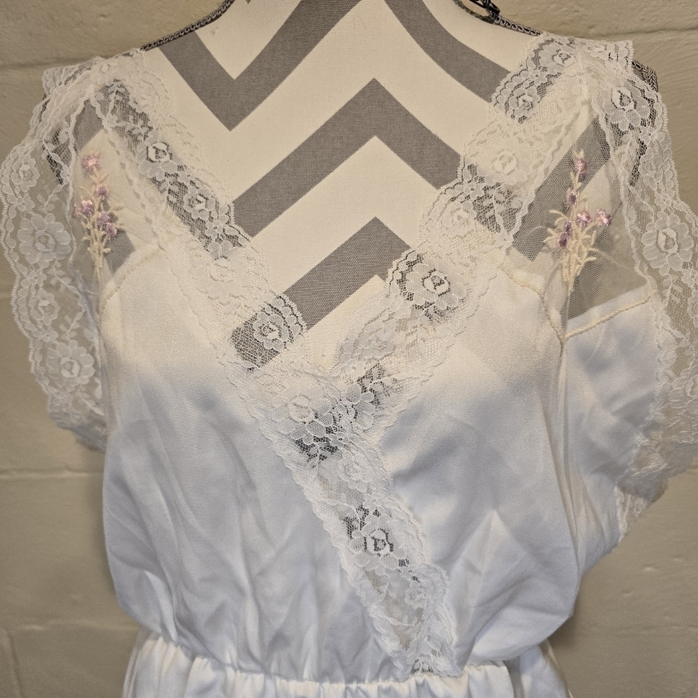 Retro Cinema Etoile Intimate Bodysuit Teddy V-neck Embroidered White Size Large. - Picture 6 of 16